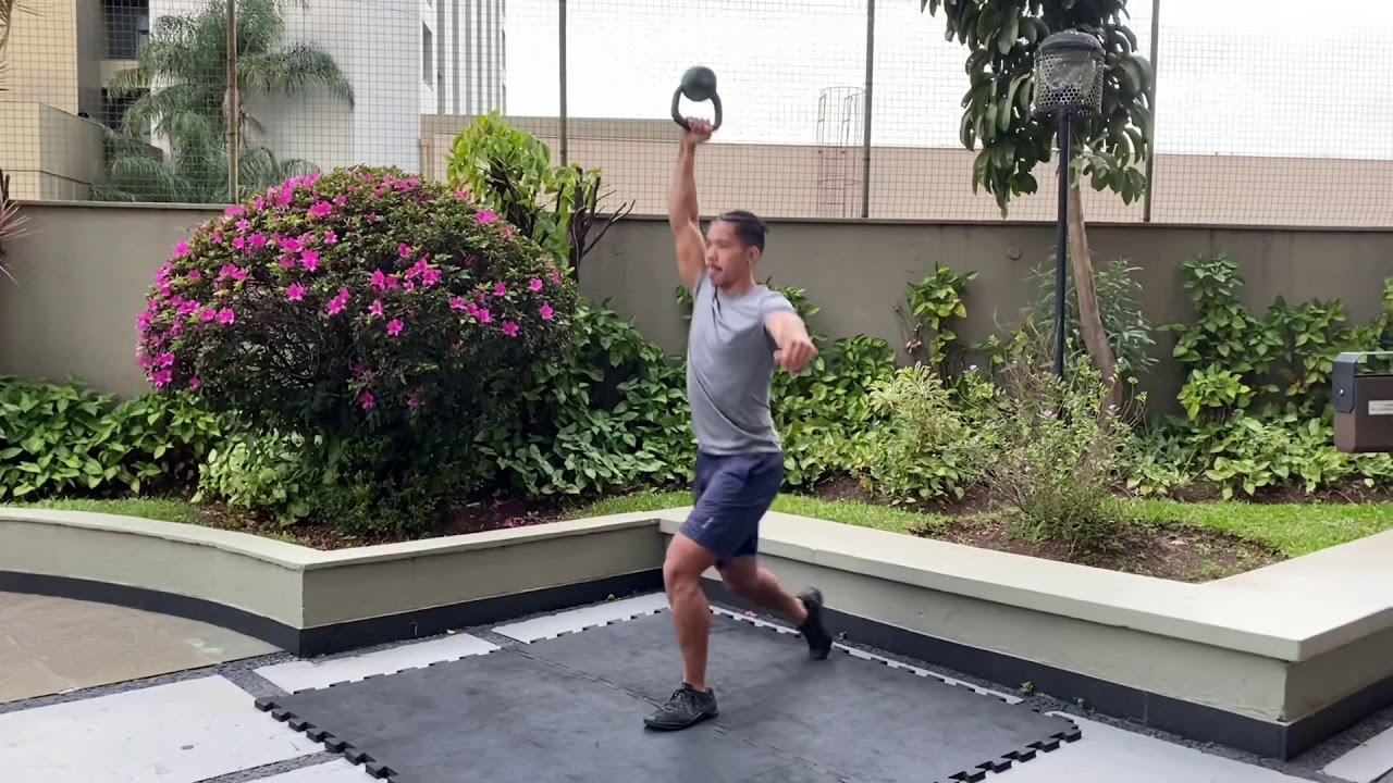 Single Arm KB Overhead Bottom-Up Reverse Lunge - YouTube