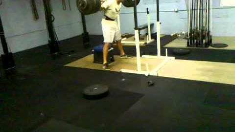 Andrew Perry 400# box squat below parallel