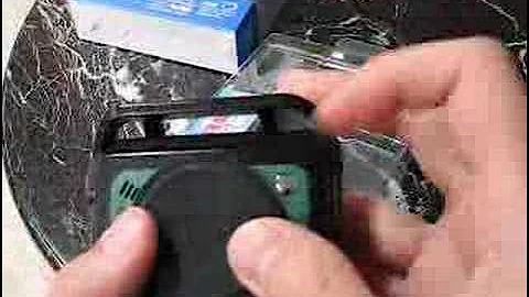 Unboxing RCA Small Wonder Traveler (EZ210) Digital Camcorder