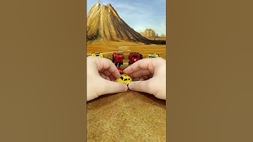 #shorts Transformation G1 Red and Yellow Minibots