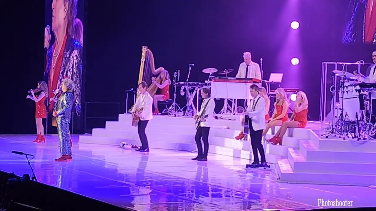 Rod Stewart - I don't want to talk about it live in Athens, Greece 13/12/2025