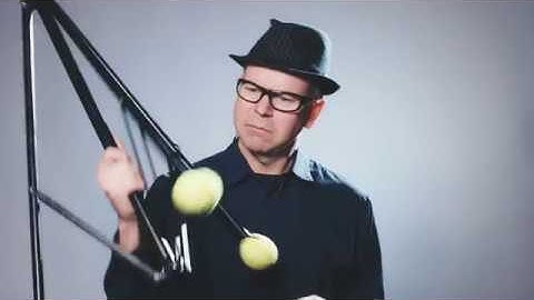 Tip: BenQ 20 seconds tips-Tennis Balls-by Adrian Weinbrecht |BenQ Inside Studio