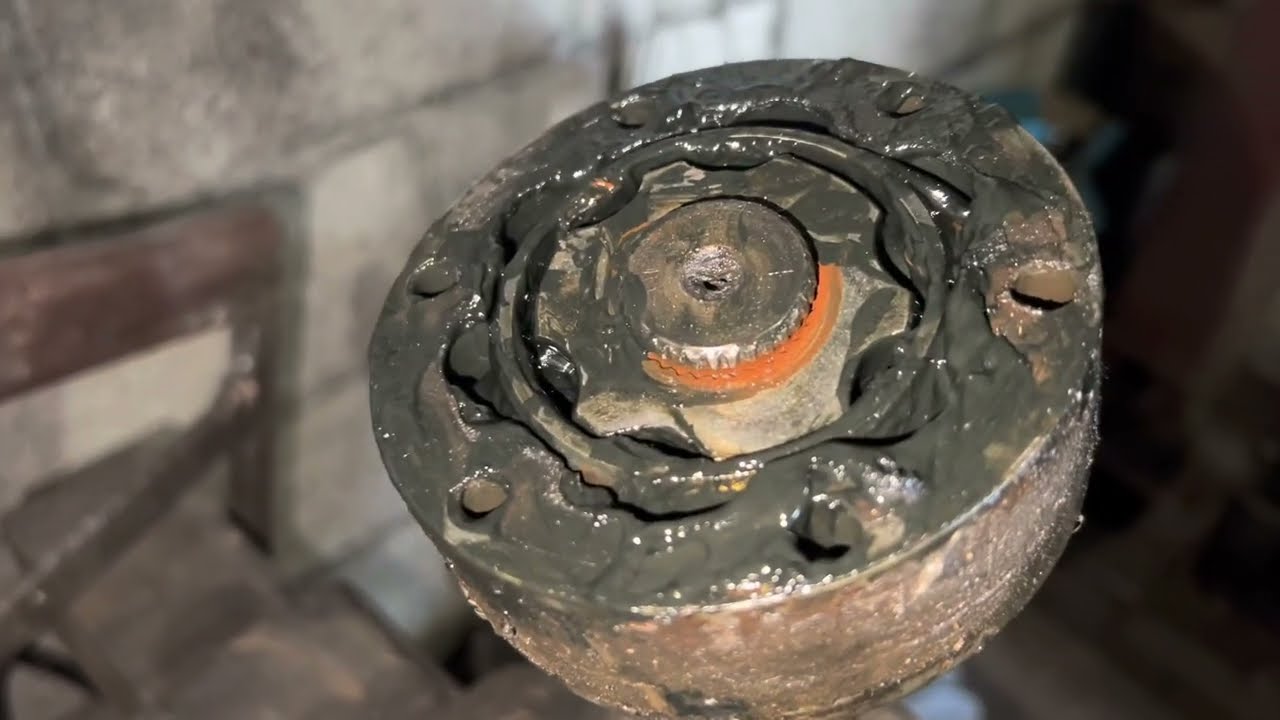 Diferencias y cómo instalar cubre polvos de juntas homo cinéticas