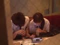 カラオケに来たカップルに睡眠薬を盛る店員