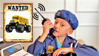 Mark play Police shows and teaches professions toy cars - A cautionary tale for children