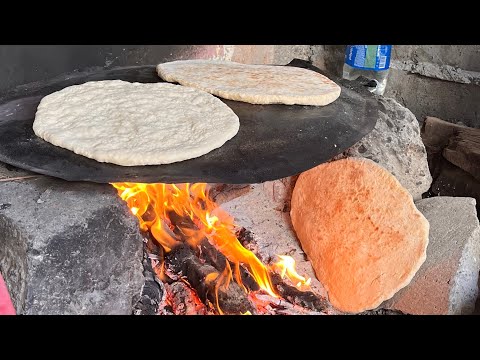 Odun Ateşinde Mayalı Sac Ekmek Yapımı // Turkısh Bread