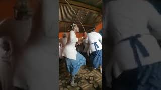 AMAWELE OOFAKU - UYABALEKA