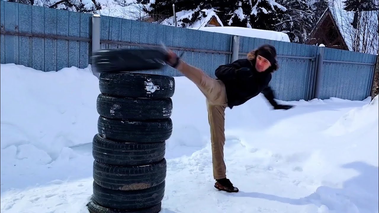 Как продолжить атаковать ногами после удара ура маваши-гери. Серии ударов ногами. 