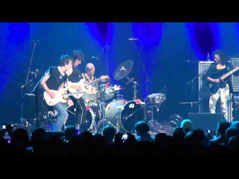 Tyler Bryant playing with Jeff Beck in Minneapolis, MN - 4/17/11