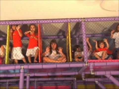 FESTA NO HABIB´S - TELECO E TECO.wmv