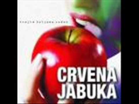 Crvena jabuka uzmi me