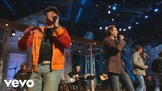 Ernie Haase & Signature Sound - Climbing Up the Mountain [Live]