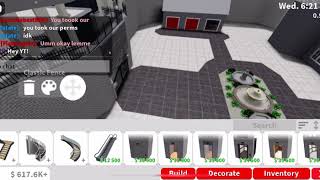 Changing elevator height on phone! Bloxburg!