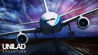 Scary Plane Landings In Stormy Weather 🛩 😬 | UNILAD Adventure