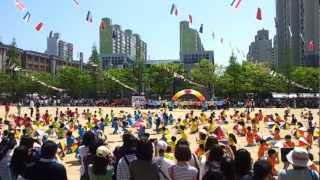 20120504 금파 봄운동회 2-4반 우산춤-네잎클로버 숫자송