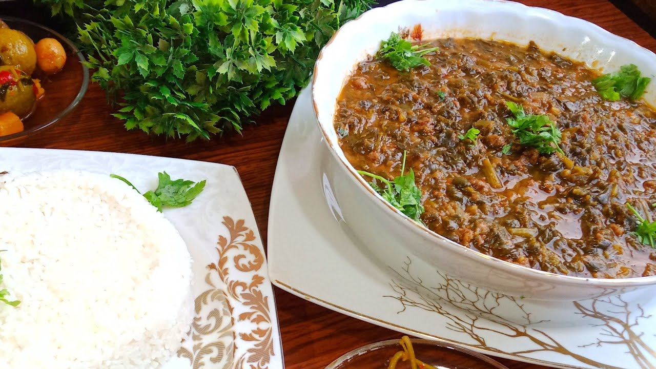 طريقة السبانخ باللحمه المفرومه بطريقة هتخلى طعمها رووعه نعمة وبناتها  2022