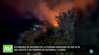 19/08/2025 Extinguen un incendio de matorral y cañas en la pedanía murciana de Era Alta.