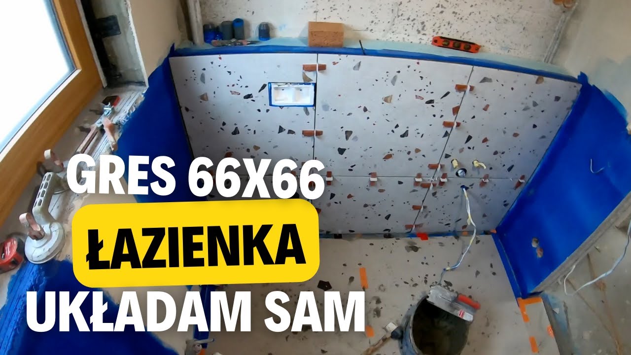 201. Układanie płytek na podłodze i ścianie zabudowy w łazience. Układanie płytek samemu BUDOWA DOMU