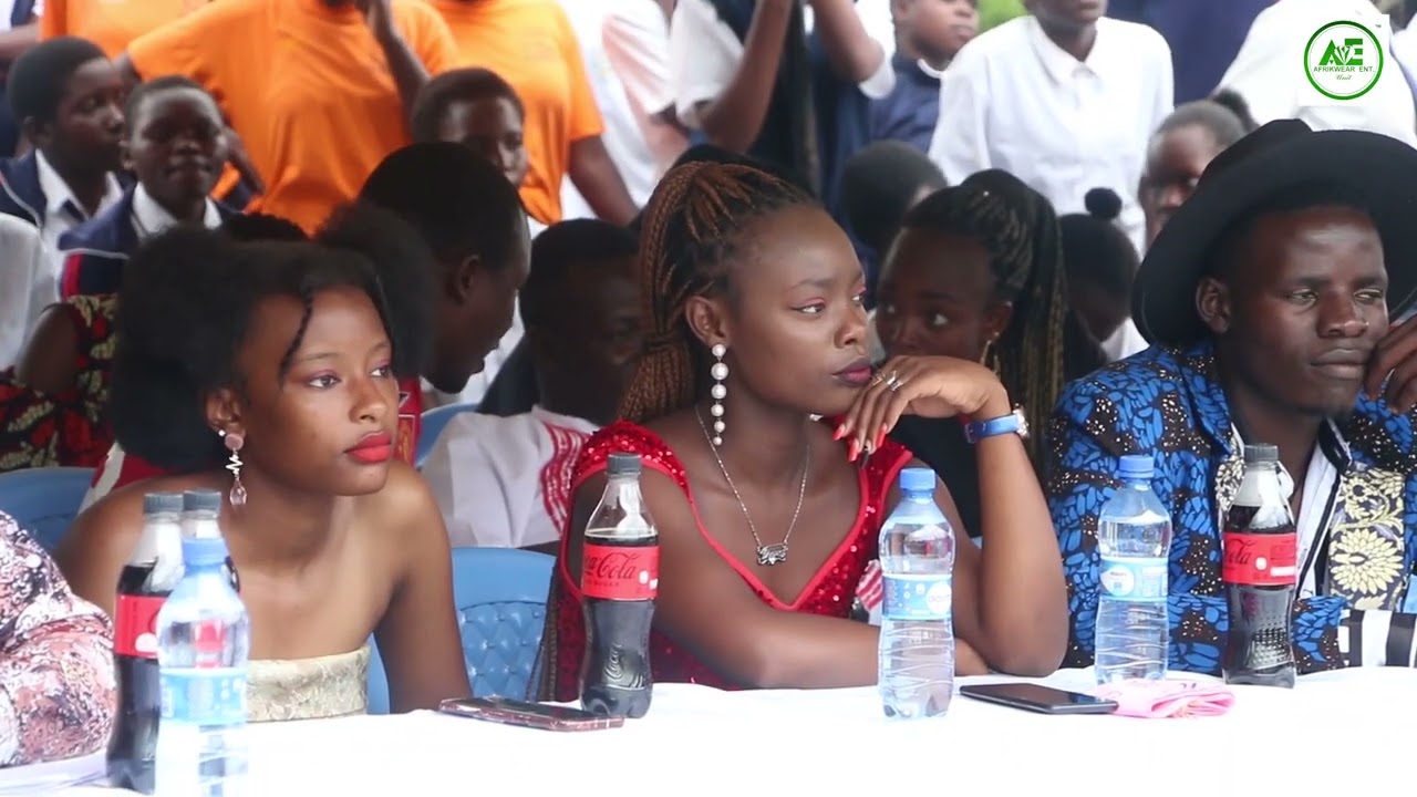 REKLES LIVE @ FRIENDS  SCHOOL   TIGOI GIRLS 