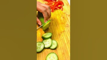 ASMR 🥗 Slicing Cucumber #Satisfying #Viral