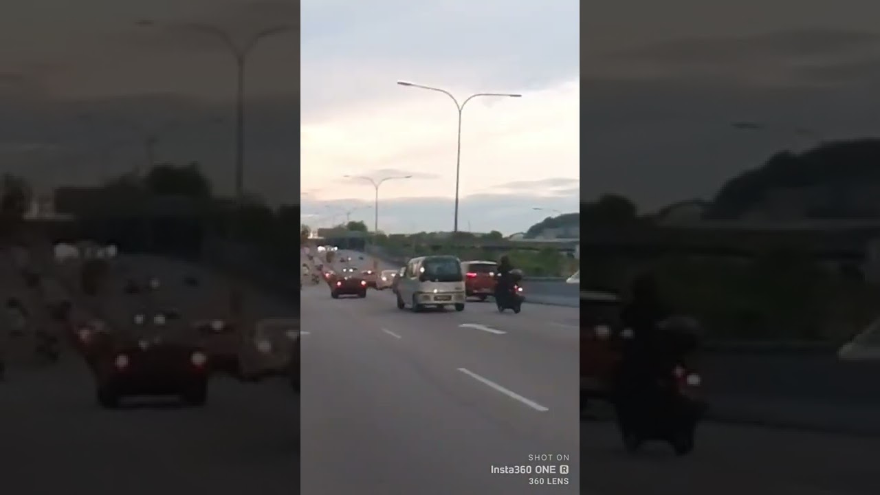 Perjalanan ku terhenti di lebuhraya ni
