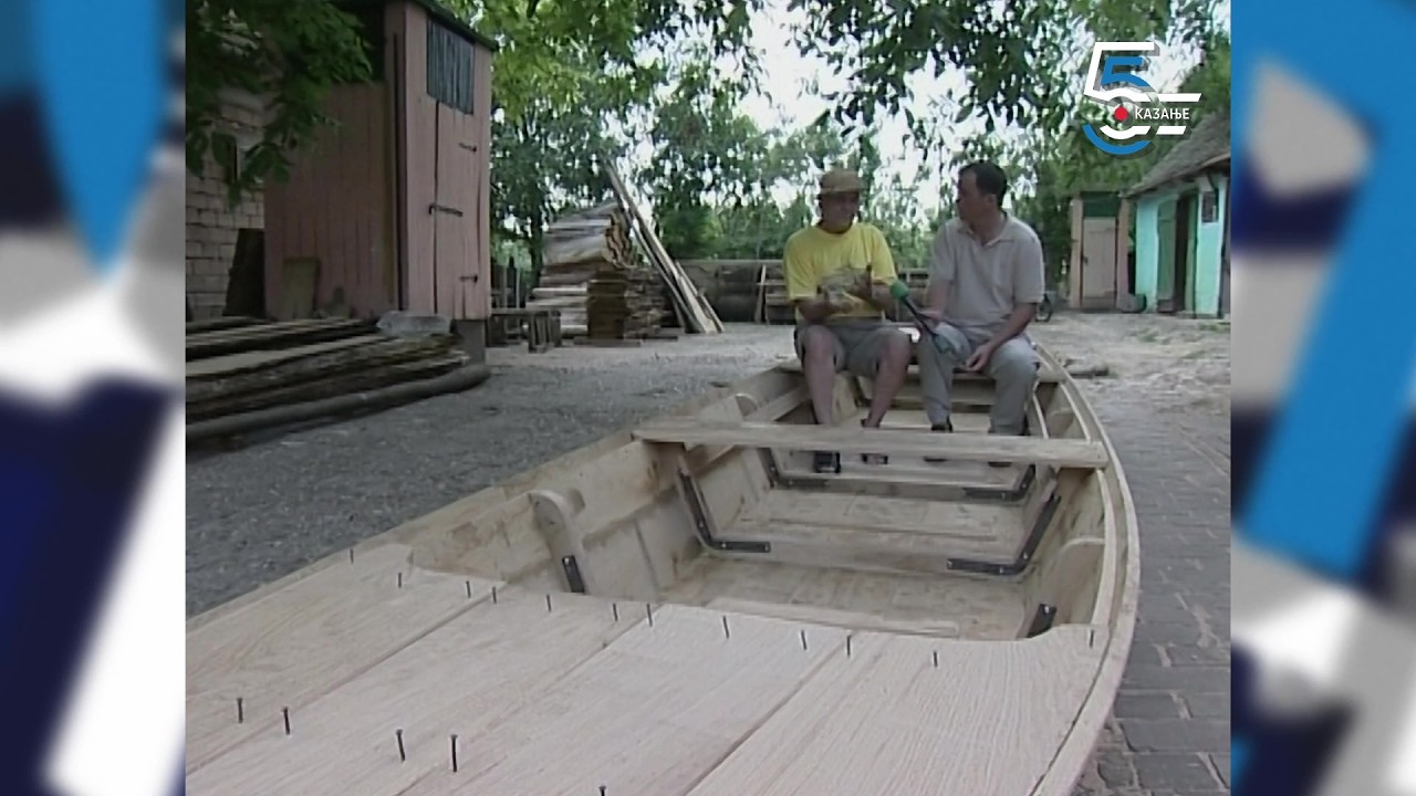 Morovićki čamac - drveni hrastov čamac koji prave majstori u Moroviću