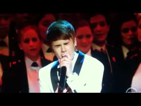Justin Bieber Singing on Christmas In Washington 2011