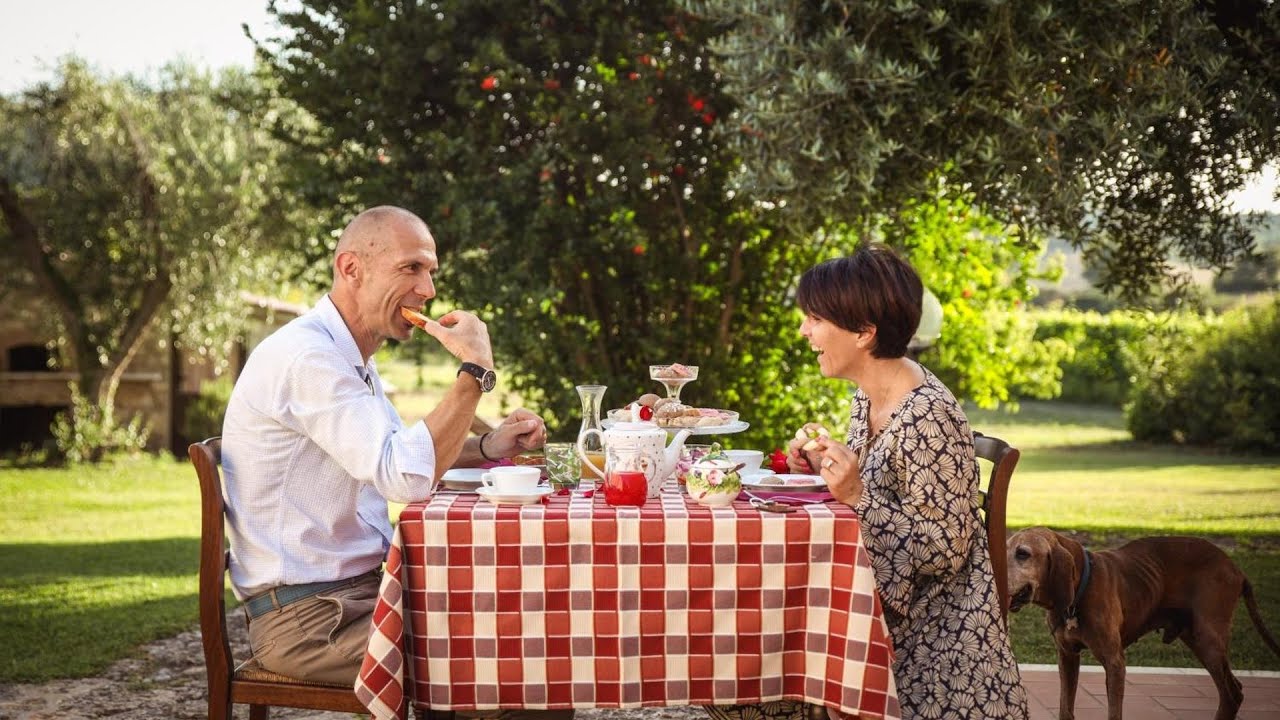 Agriturismo La Vecchia Quercia | Manciano, Italy | Hotel Review 🏩