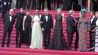 Cate Blanchett Kristen Stewart Lea Seydoux And More On The Red Carpet For The Premiere Of Everybod