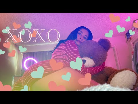 Girlfriend gives you Xox ASMR