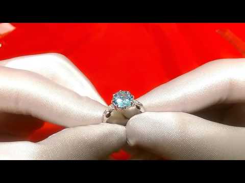 Серебряное кольцо с натуральным топазом и фианитами Sokolov 92011086