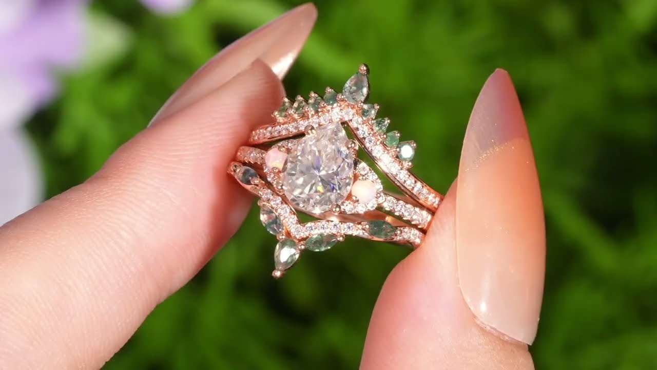 ✨Unique Pear Shaped Moissanite Half Enternity Engagement Ring Set 3pcs