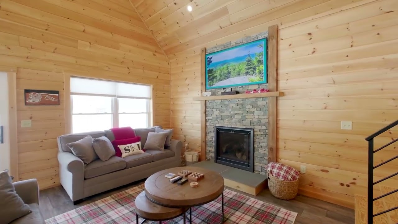 OFF MARKET 21 Melina's Way, Thornton, NH 03285