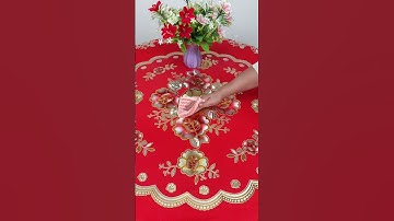 Khăn trải bàn in lụa 3D cao cấp.