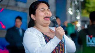 Solista Esther Elena ministrando coros de avivamiento de bendición 🔥🕊🎤🥺