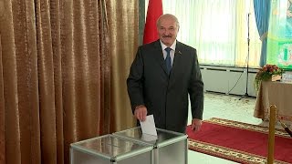 Лукашенко проголосовал на парламентских выборах