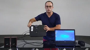 Como se liga um projetor?