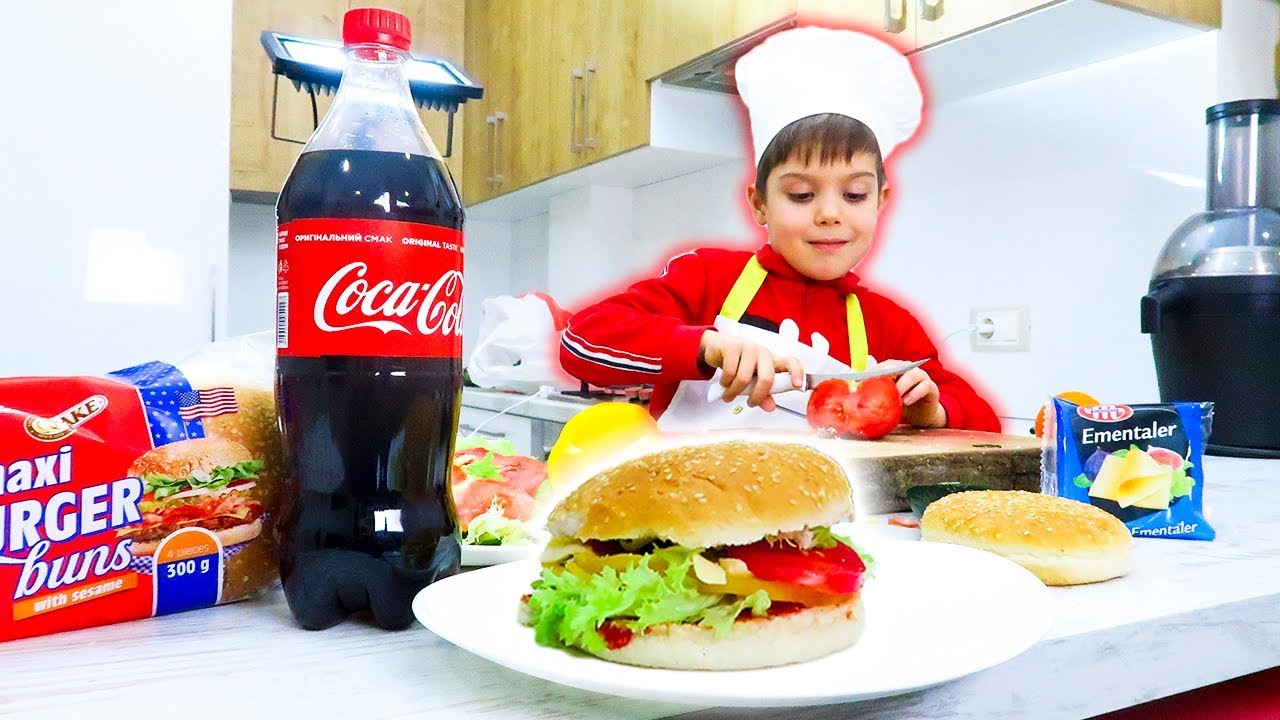 German Joy cooks burger for Mom | Kids cooking Food - YouTube