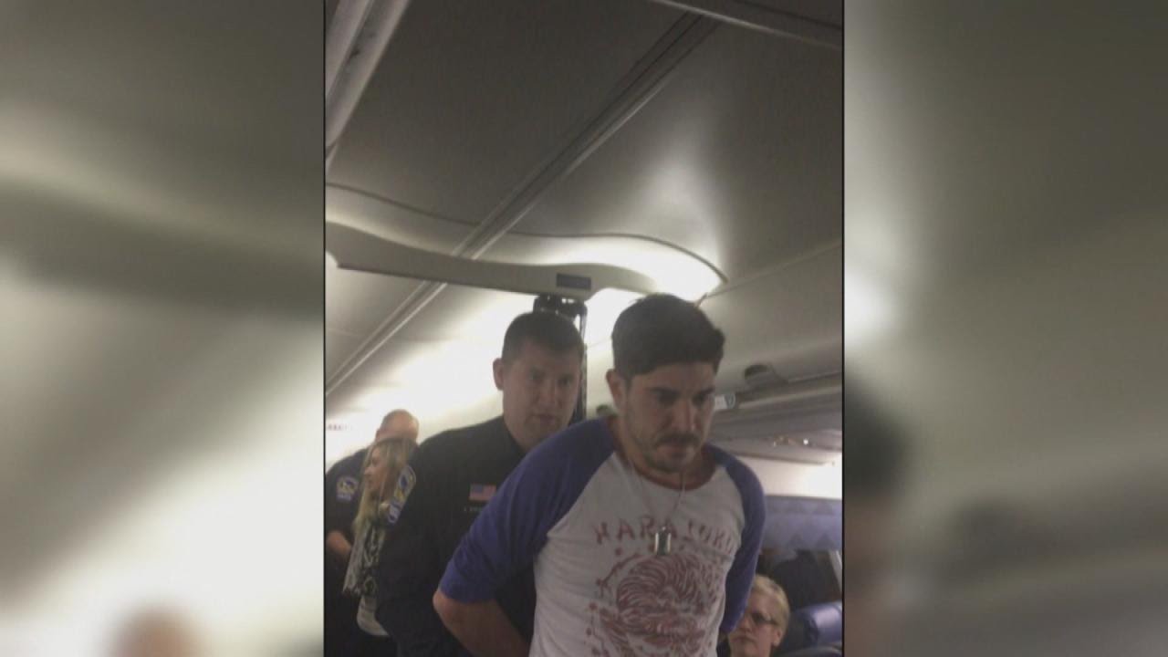 Cubs' flight to Los Angeles diverted after passenger falls ill