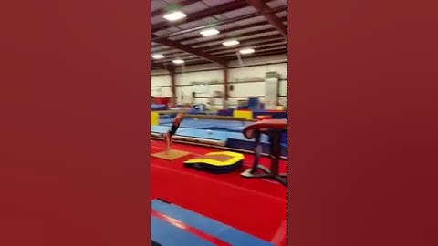 Full Twisting Yurchenko