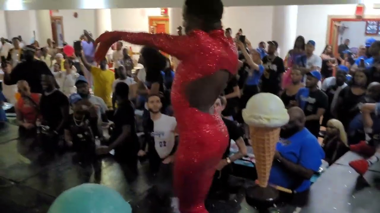 *BQ Legendary Performance* Father Renaldo Alpha Omega vs Naima Mugler @ House of Mizrahi Ball '22