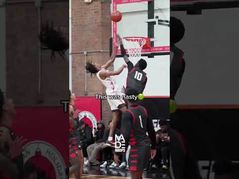 This lay was CRAZY!😱 #basketball #shorts #viral #nba #sports #madehoops #ballislife #highschool