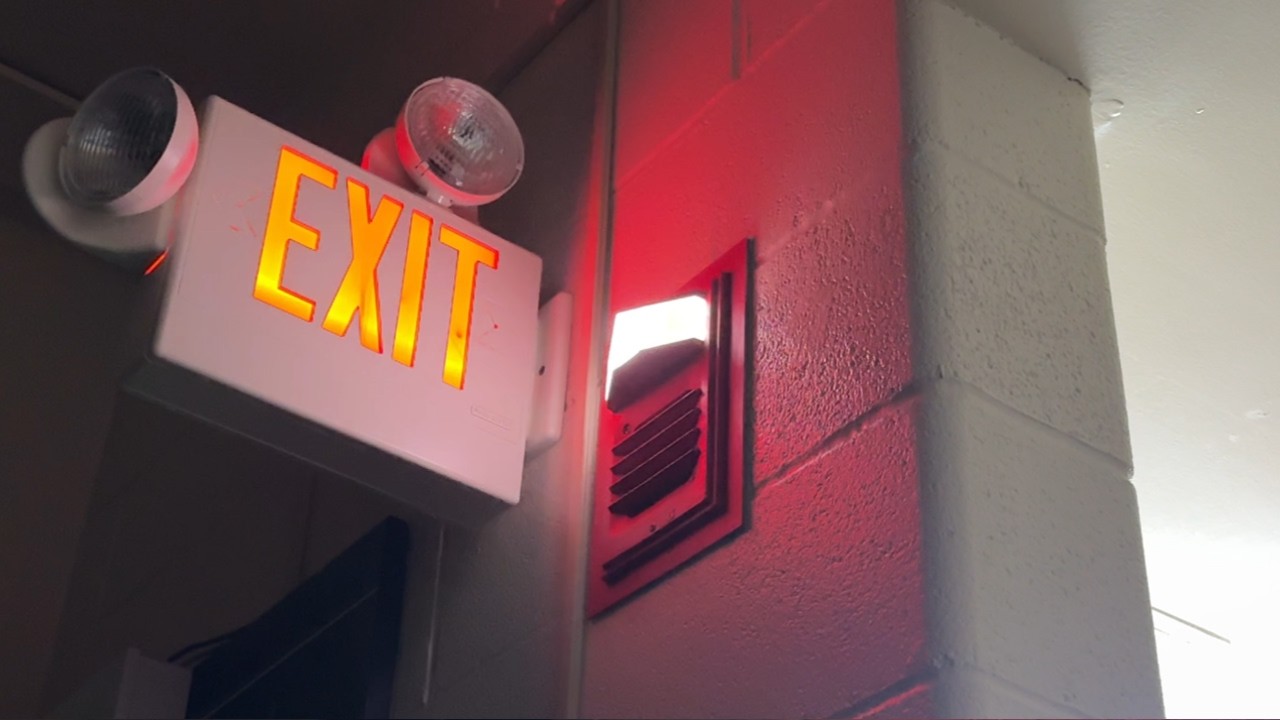 Пожарная сигнализация Simplex в местной средней школе