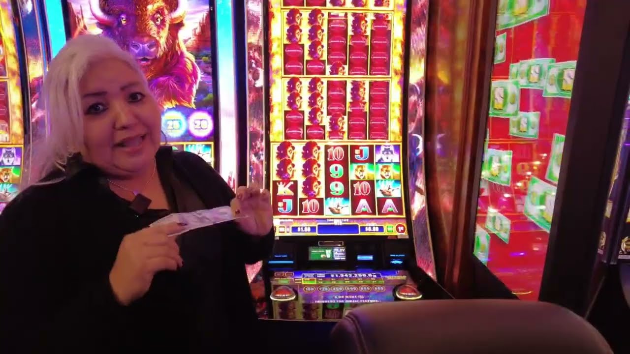 Comprando bonos en el casino El Cortez