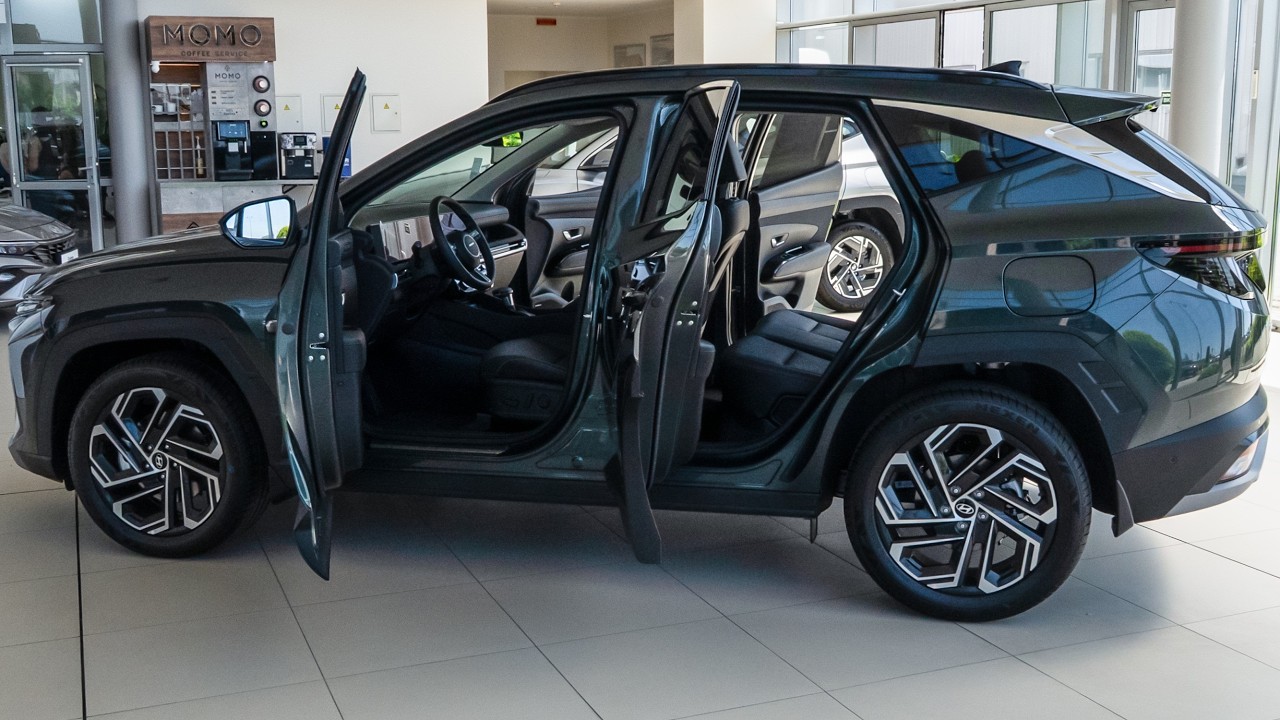 2026 Green Hyundai Tucson Top Plus 4WD Compact Family SUV YouTube 2026-green-hyundai-tucson-top-plus-4wd-compact-family-suv-youtube