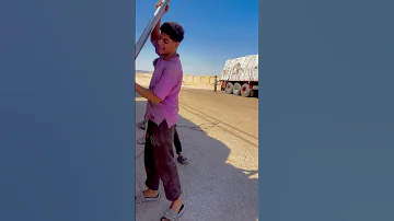 ده أنا الزمن ياما دغدغني 