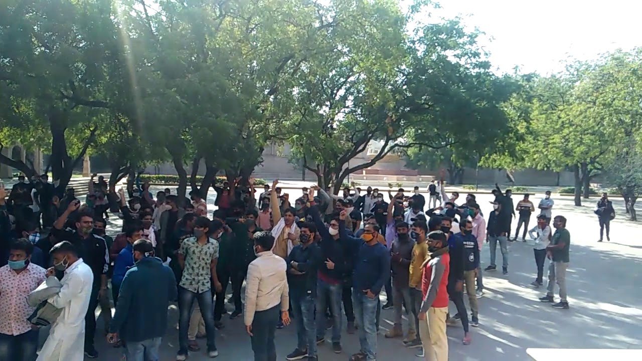 rsmssb je protest 2020 at jaipur // rsmssb je 2020 protest for leak of paper //