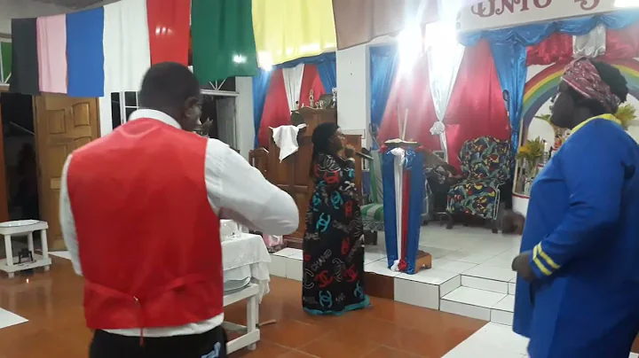 EVANGELIST DENISE PALMER. SINGING THE LORD WILL MA...