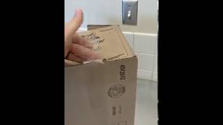 Easy cardboard box breakdown