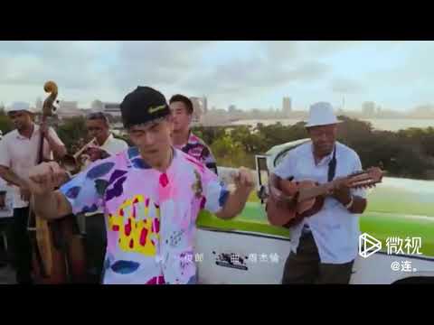 周杰倫新歌mojito對比美少女戰士主題曲。